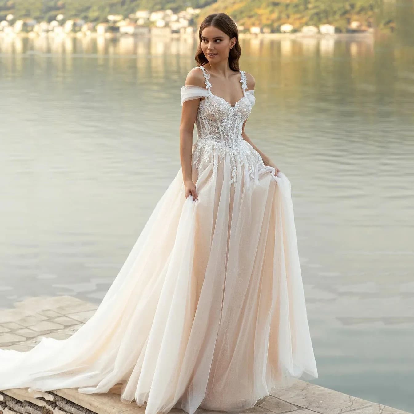 Floral Applique Wedding Party Dresses Off Shoulder Lace Tulle Bridal Wedding Gown Court Train Robes Custom vestido de novia 2024