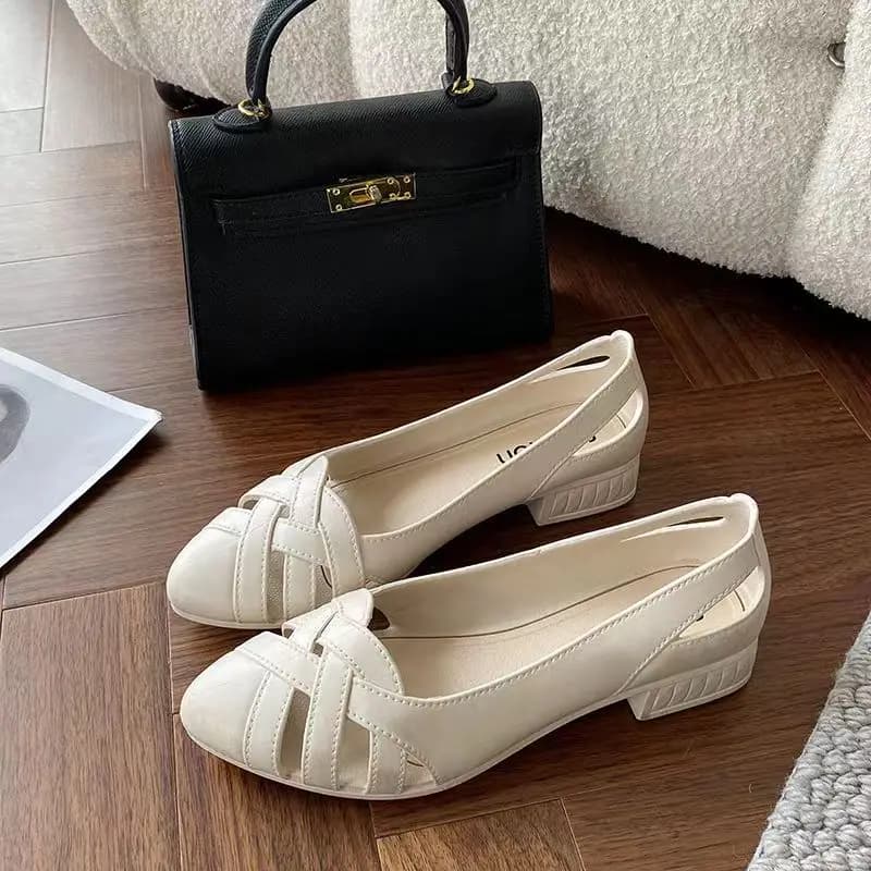 2024 New Women's Summer Baotou Hollow Square Heel Sandals Soft Sole Non Slip Slip-On Low Heels Round Toe  Sandals Modern Sandals