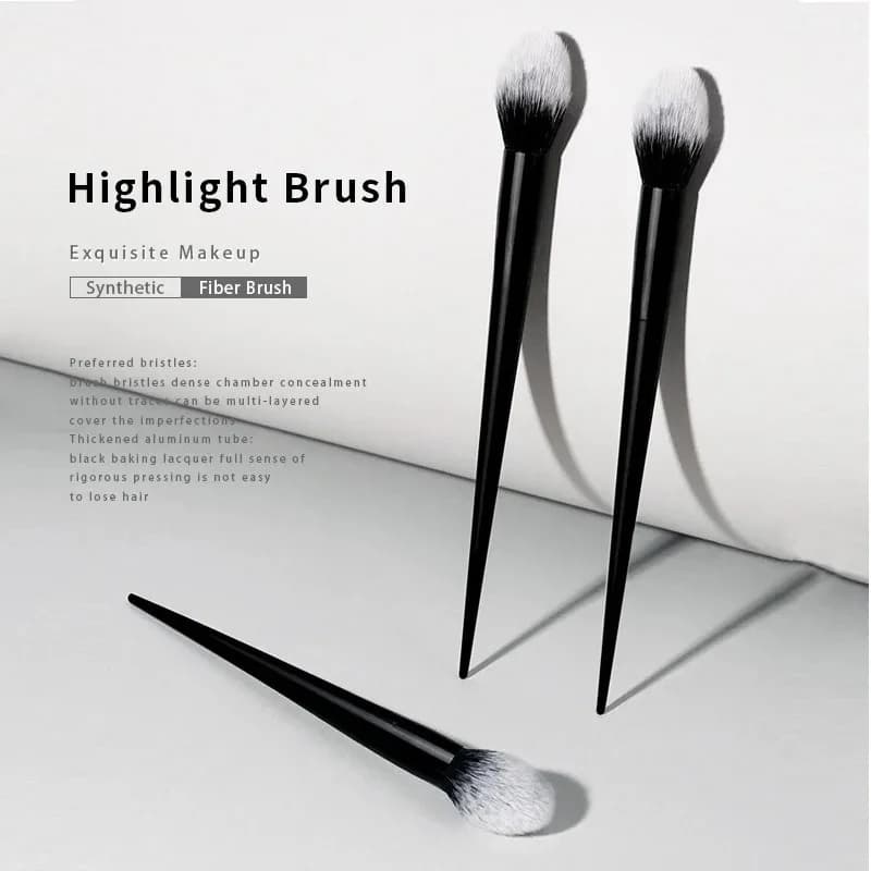Makeup Brush 04 Highlight Brush Soft Fiber Hair Elegant Black Handle Brand Makeup Brushes for Woman
