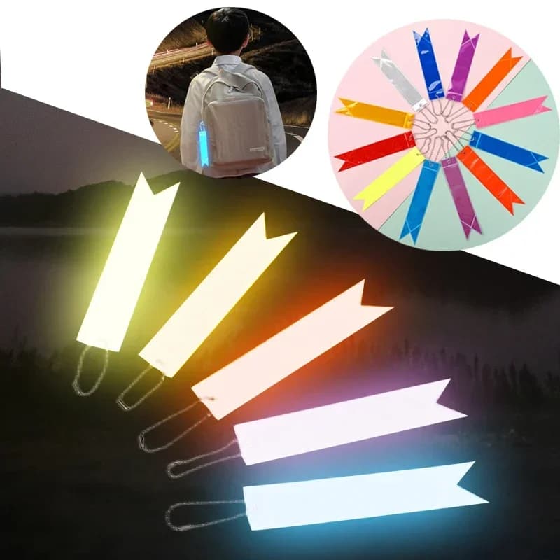 1 PCS Keychain Accessories Durability Reflective Night Safety Accessories Car Keychain Decoration Rain Protection Compact