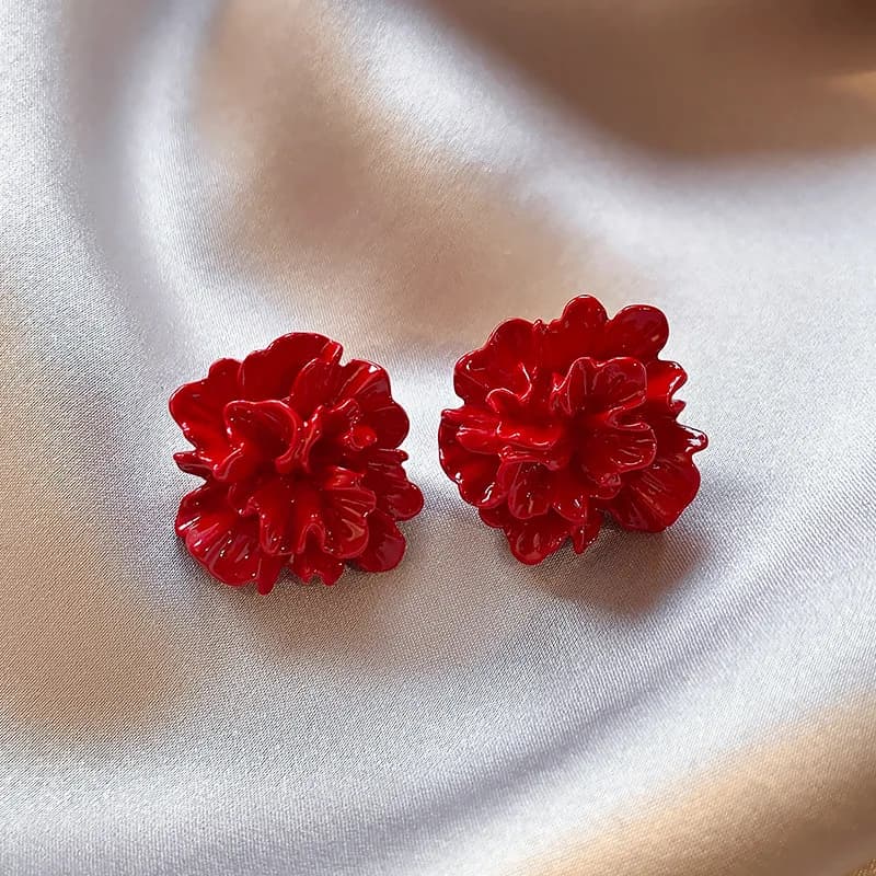 White Red Flower Stud Earrings for Women Trendy Acrylic Folding Petals Big Earrings Wedding Party Sweet Jewelry Girl Gift