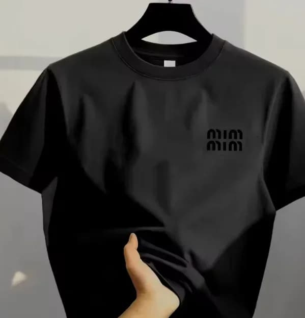 2025 hit Italian trendy T-shirt - relaxed and fashionable. Summer new style, suitable for both men and women. Extra-large size