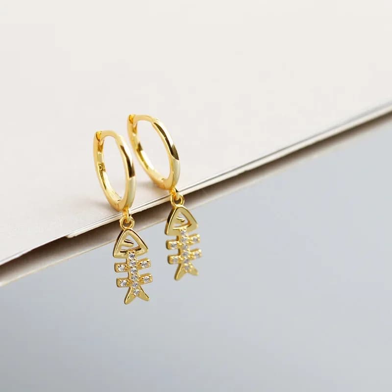 Silver Color Inlaid Zircon Fishbone Earrings for Women Personality Small Ear Buckle Korean Fashion 18K Gold Plated Jewelry