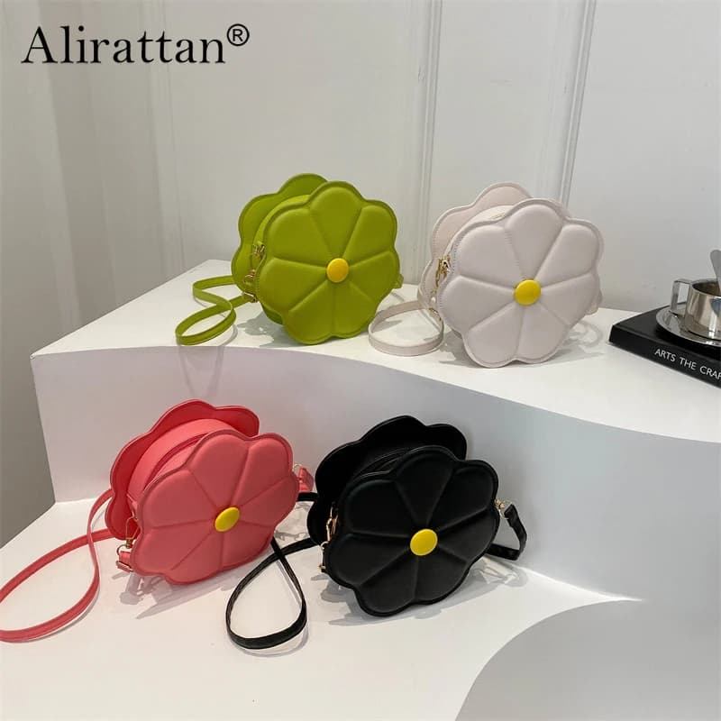 Alirattan 2025 New Summer Solid Color New Impression Design Shoulder Bag Fashion Crossbody Bag