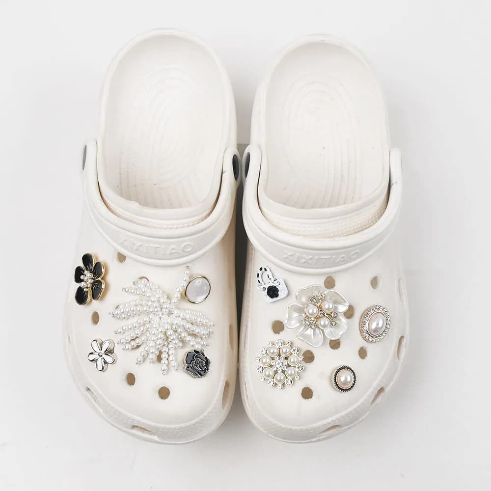 Shoe Charms DIY Flower Pearl Decoration Buckle for Hole Shoe Charm Accessories Kids Party Girls Gift