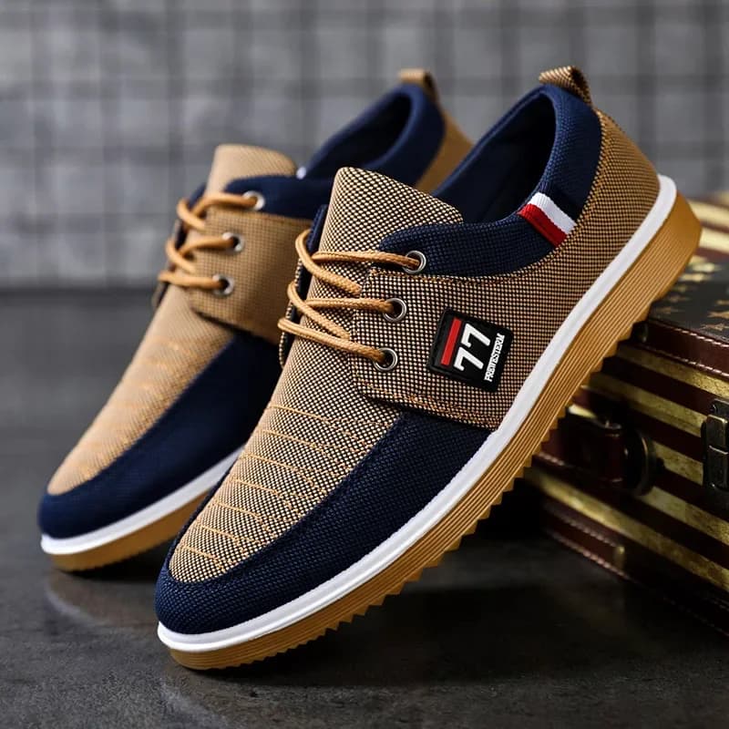 Summer Men's Canvas Shoes Lightweight Men's Casual Mesh Breathable Flats Vulcanized Shoes 2025 Classic Lace Up Sneakers for Men