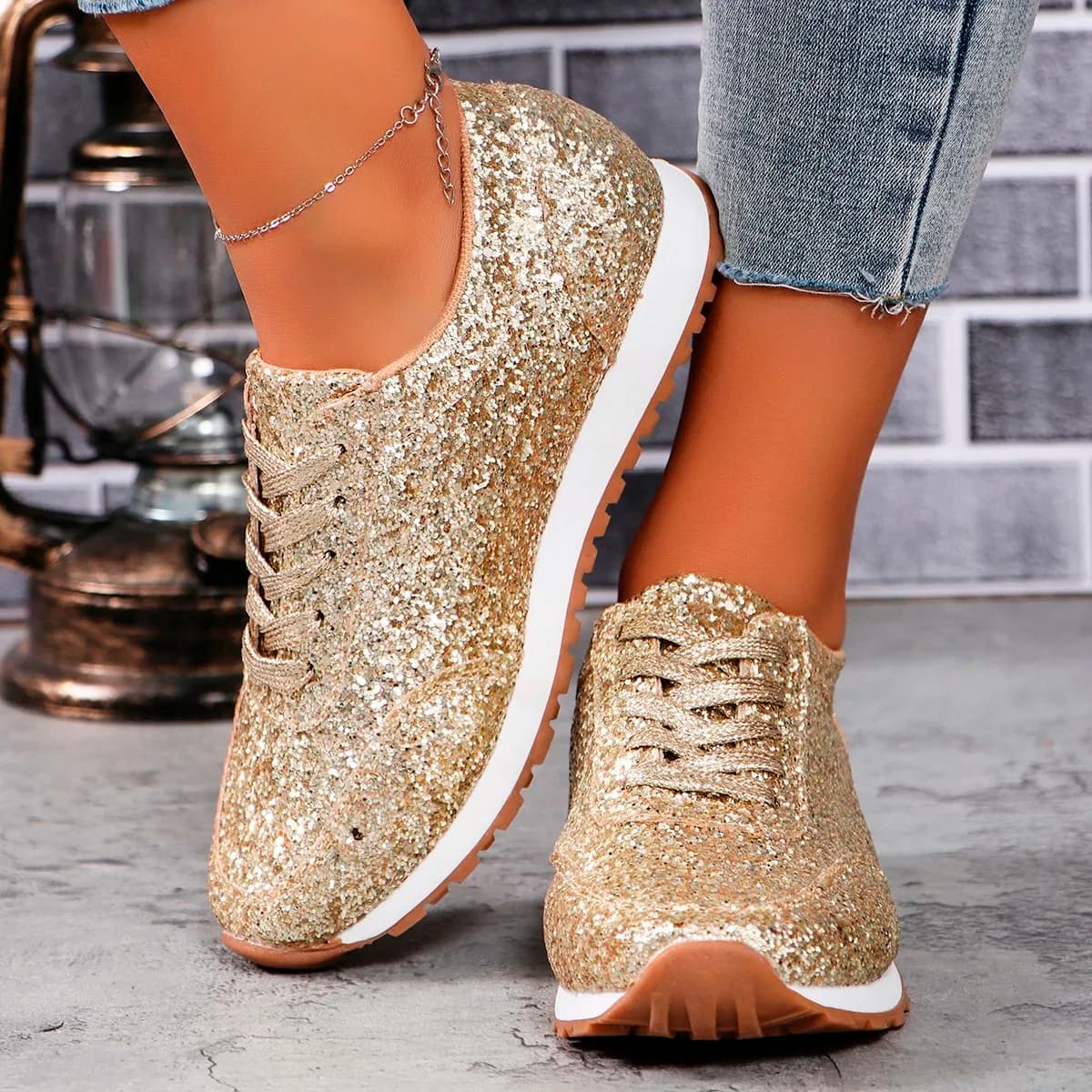 New Flats Women Sport Shoes Bling Sneakers Casual Walking Loafers Summer Designer New Running Luxury Travel Zapatillas Mujer