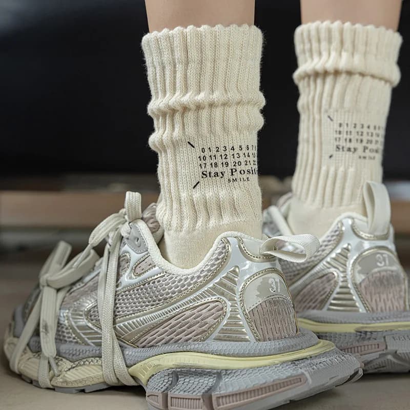 Winter Men's Thickened Medium Tube Socks Vintage Towel Bottom Letter Japanese Solid Socks Couple Socks Cotton Male Sports Socks