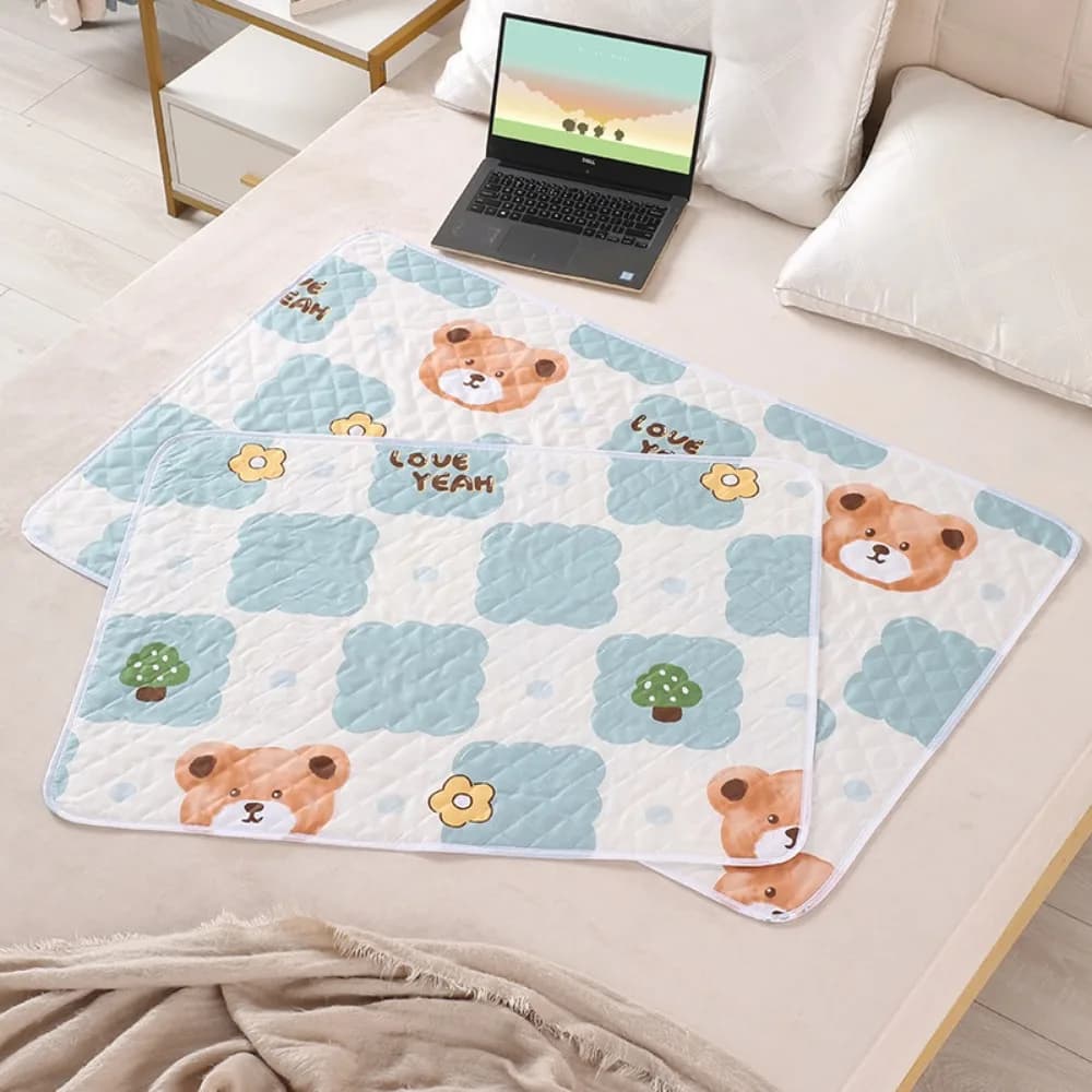 Waterproof Washable Mattress Urine Mat for Baby Toddlers Cute Cartoon Bed Protector Diaper Bedding Urine Pads Cloth Breathable