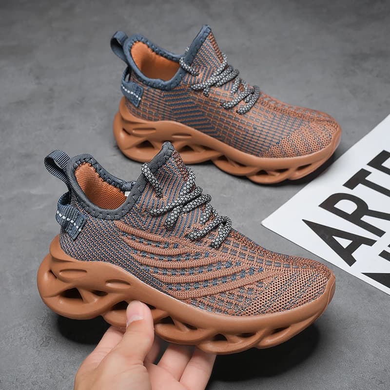 New Mesh Kids Running Shoes Outdoor Youngsters Teens Casual Walking Student Fashion Sneakers Breathable Soft Children Sports