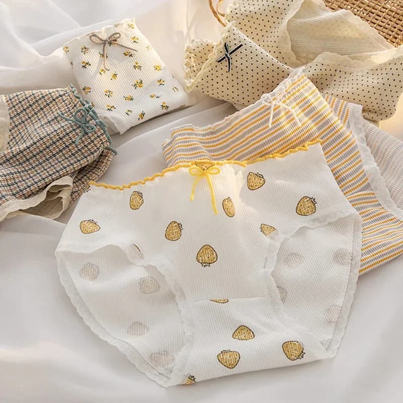 Hot Sales Women's Cotton Underwear Girls' Cute Flower Briefs Mid Waist Seamless Underpants Sexy Lace Panties Female Lingerie