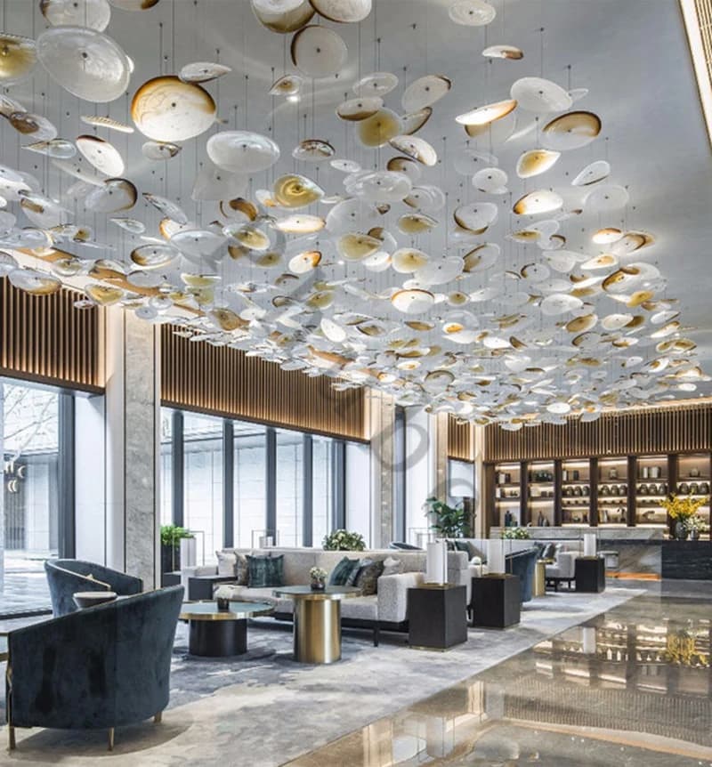 Customized Interior Decorative Lucky Clover Chandelier Light Luxury Hotel Big Hanging Light Villa Mall Crystal Stair Chandelier