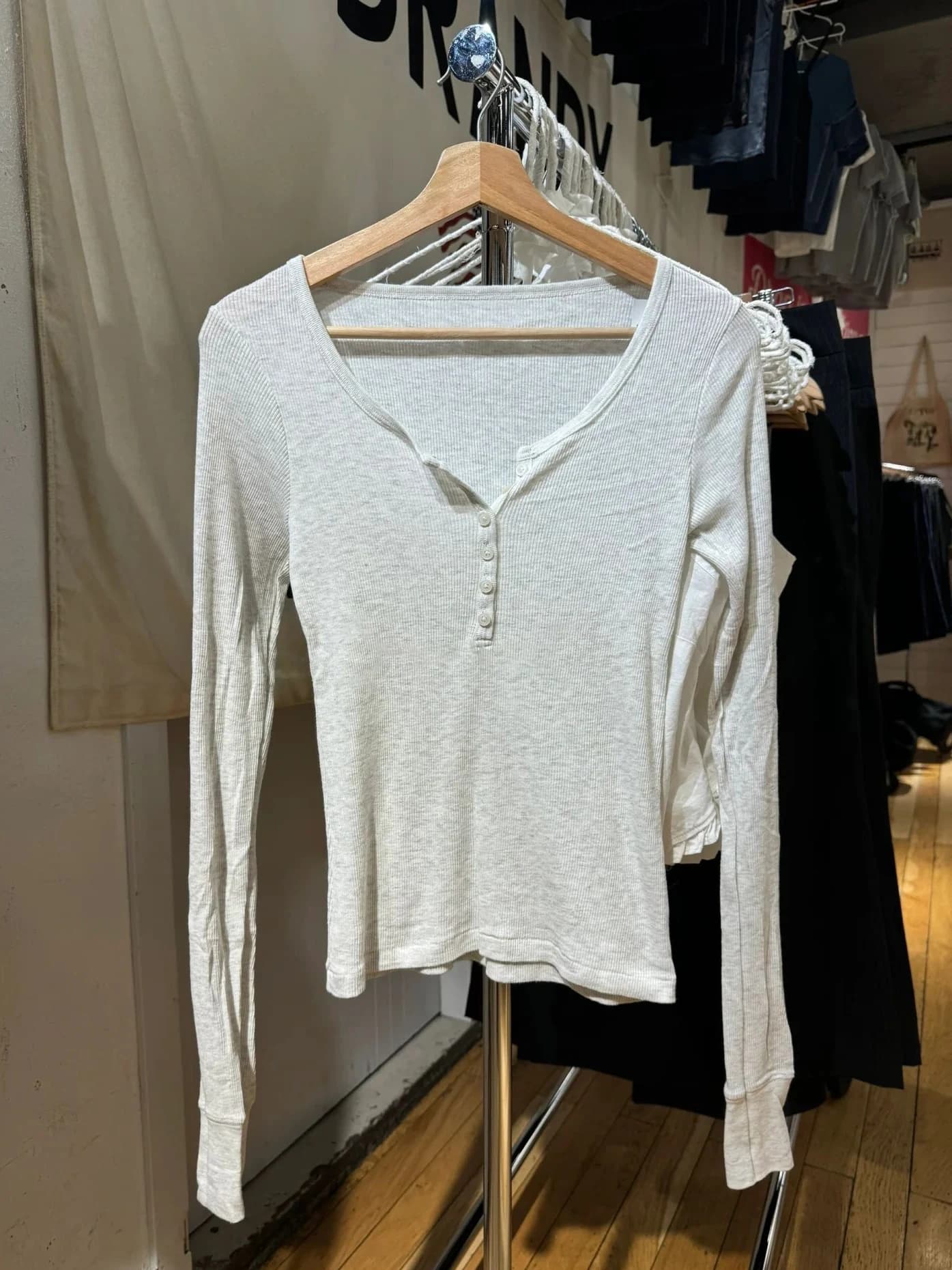 Buttons Ribbed Slim Long Sleeve T-shirts Women Autumn O-Neck Cotton Tees Tops Simple Basic Solid Tshirts Top Y2k Clothes Female