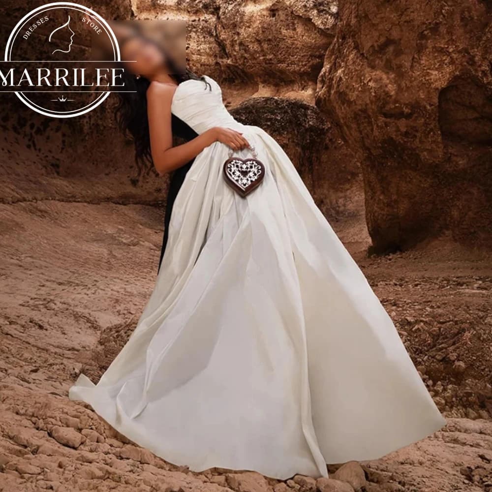 Marrilee Customized Strapless Sweetheart Black White Stain Evening Dresses Sexy A-Line Pleated Sleeveless Floor Length Ball Gown