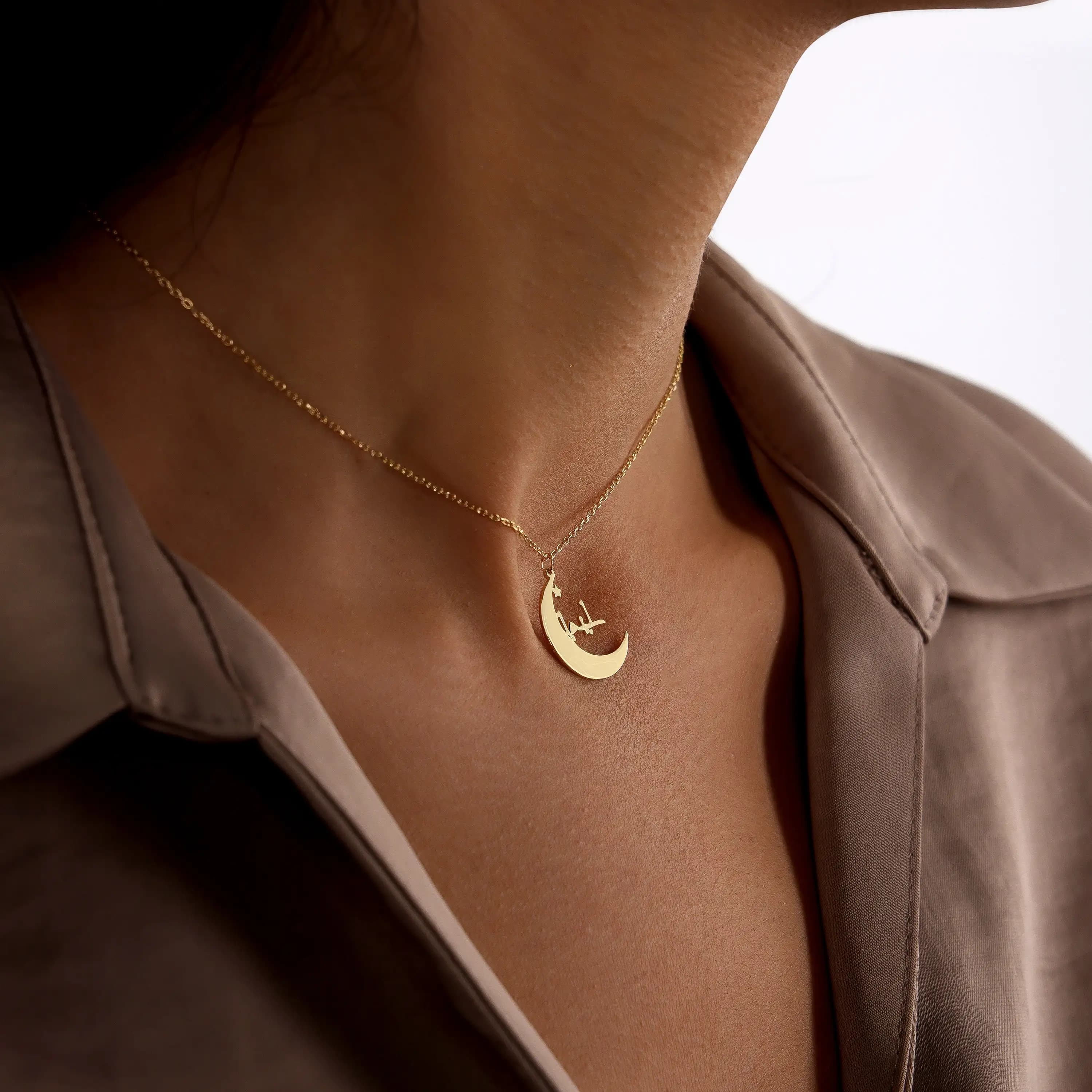 Crescent Moon and Arabic Name Necklaces For Women Gold Color Stainless Steel Arabic Name Necklace Islamic Jewelry Gift