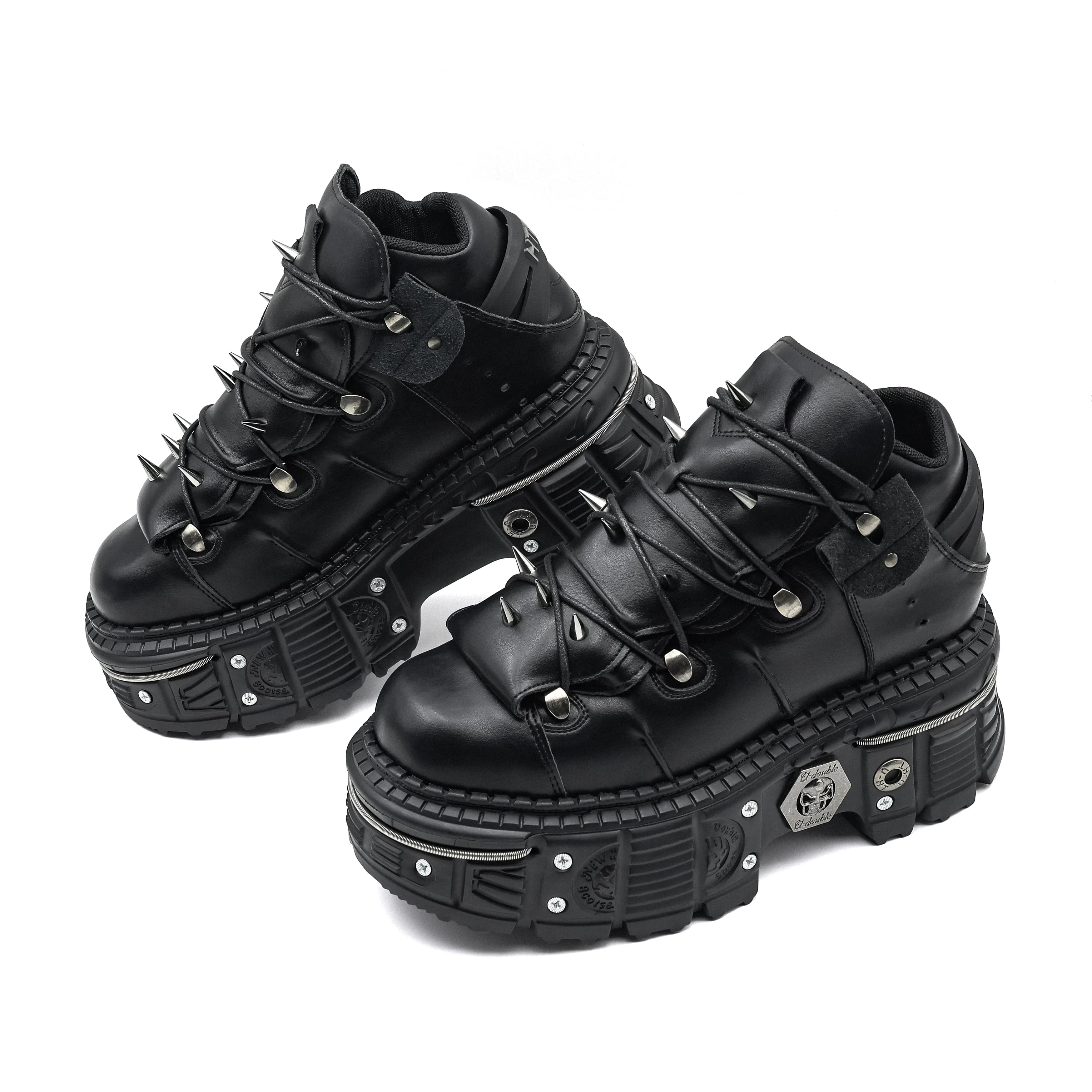 Gothic Ankle Rock Boots 2025 Woman Metal Decor Platform Sneakers New Punk Style Women Shoes Lace-up Shoes