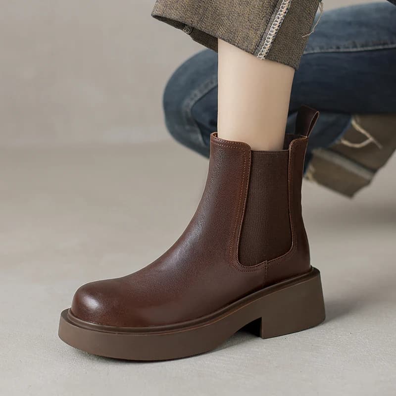 2024 New Genuine Leather Winter Women Boots Brogues Platform Motorcycle Boots Ankle Boots Retro Cowhide Slip-on Ladies Shoes