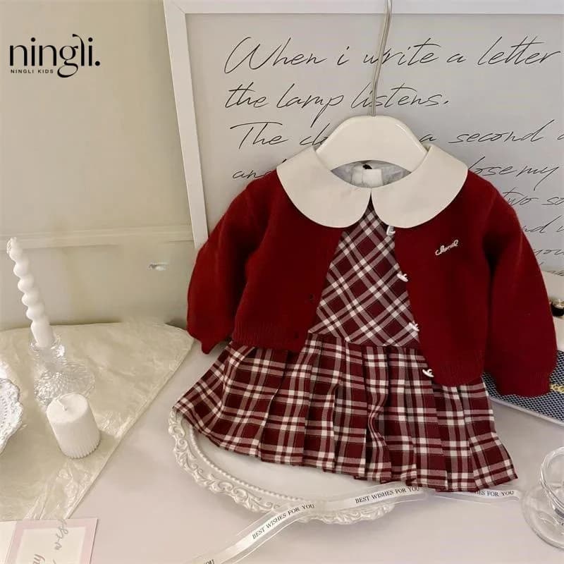 Childrens Clothing Set Dress Autumn New Fashion Childrens Knitted Cardigan Princess Skirt Autumn Sweet and Lovely Set