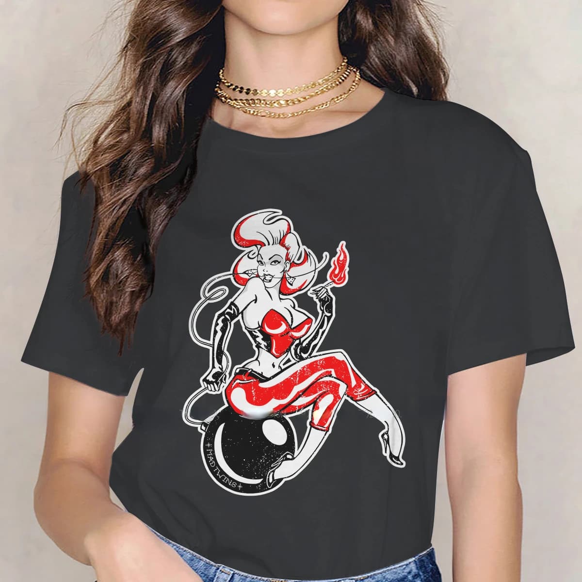 Kawaii Tees Ladies T Shirt Pin Up Girl Model Pop Art Girls T-Shirt Bomb Rockabilly Mad Twins Female Tops Harajuku Casual O-Neck