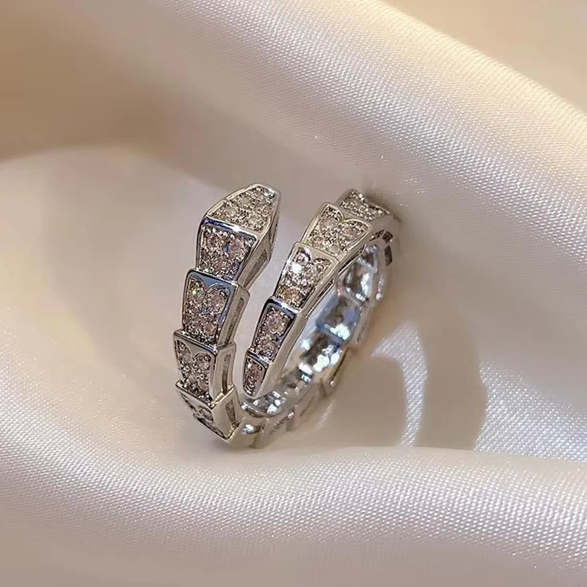 Light Luxury Silver Color Snake Shape Rings Women's Fashion  Ring Delicate Open Index Finger Ring Wedding Jewelry