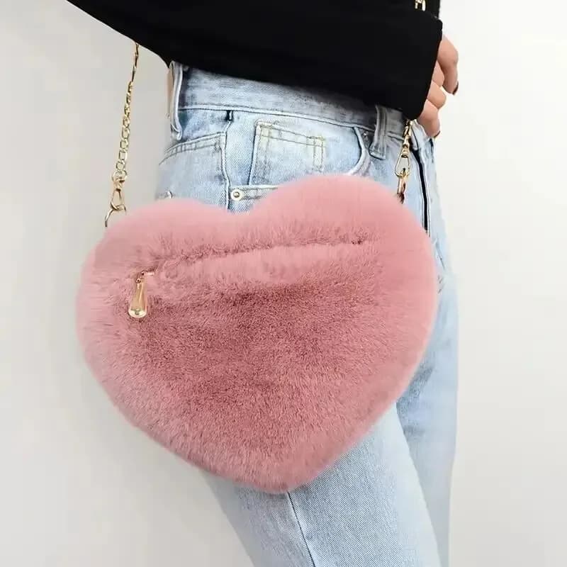 Heart Shaped Fluffy Shoulder Bag Fashion Chain Crossbody Bag Plush Handbag Cute Zipper Purse Gift for Valentine's Day