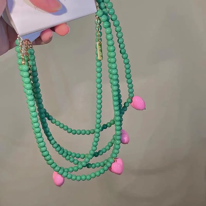 2024 New Trend Vintage Resin Acrylic Pink Love Heart Green Beaded Necklace for Women Aesthetic Jewelry Fashion Neck Accessories