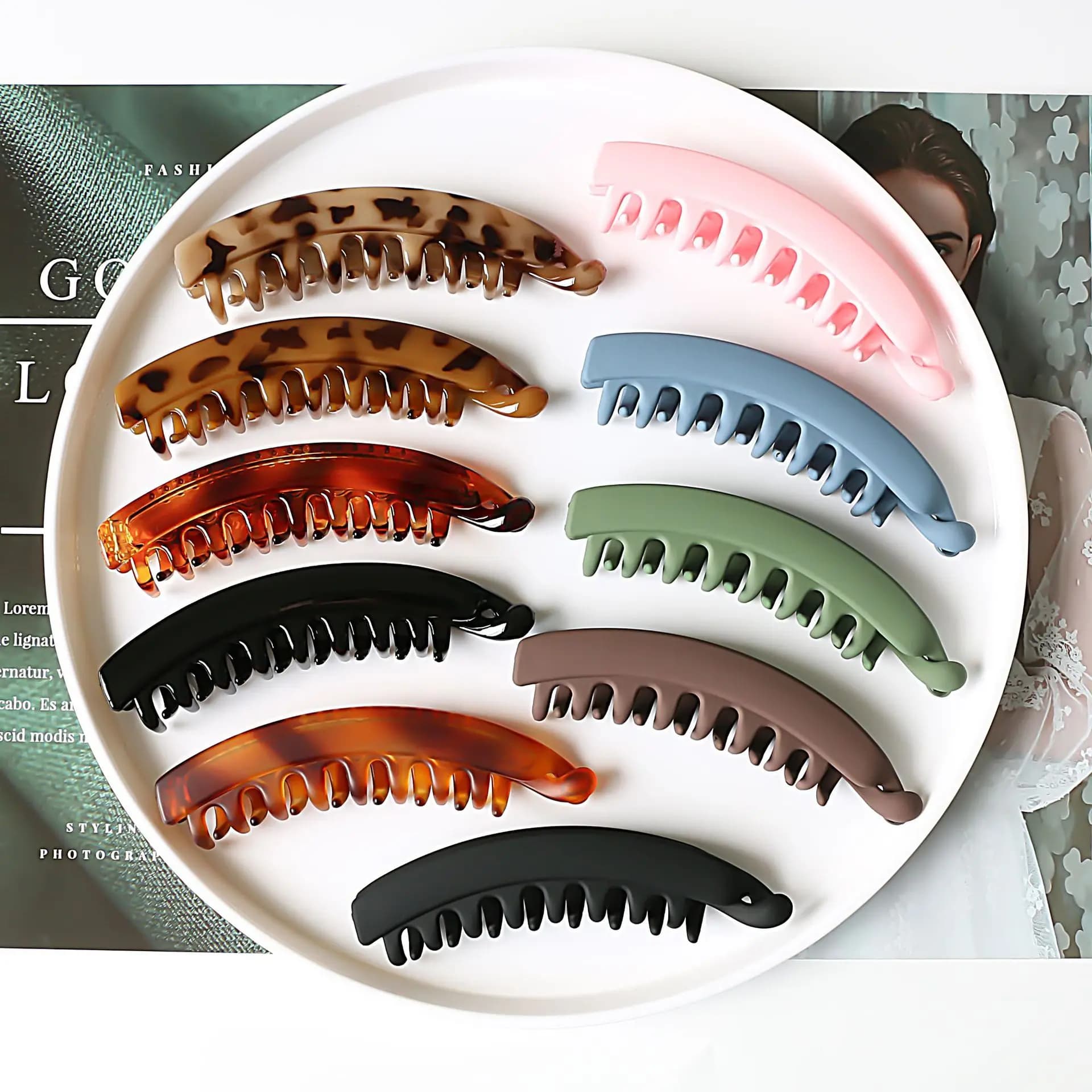 Fashion Banana Hair Clip for Women Korean Simple Gentle Solid Color Hairclaw Frosted Large Hair Claw Pea Clip Hair Accessories
