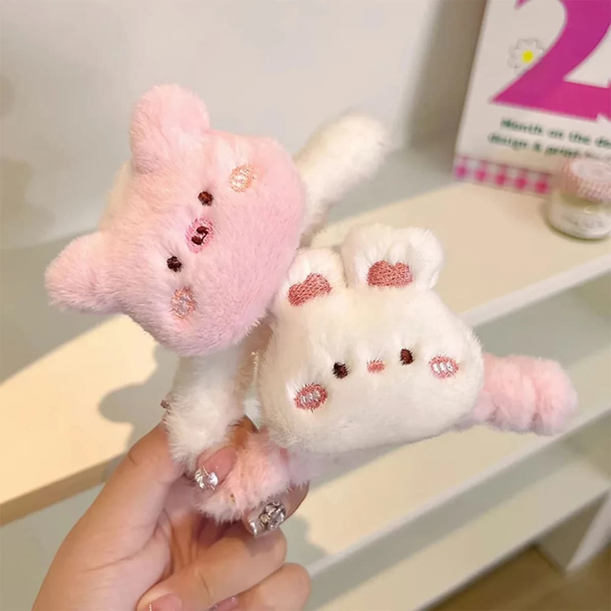 New Plush Hair Claw Faux Rabbit Fur Large Shark Clip Cute Bear Fluffy Crab Clip Hairpin Flocked Bear-shape Women Hair Clip