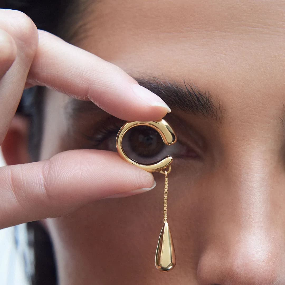 Trendy C-shaped Metal Teardrop Tassel Ear Cuff Clip Earrings for Women Girls Fake Cartilage Non-Piercing Jewelry Gifts