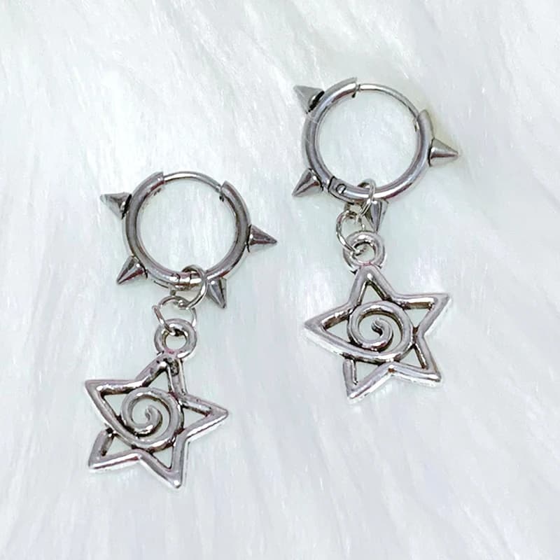 Korean Fashion Cute Star Swirl Earrings Gothic Charms Rivet Earrings for Women Punk Grunge Jewelry Vintage Accessories Cool