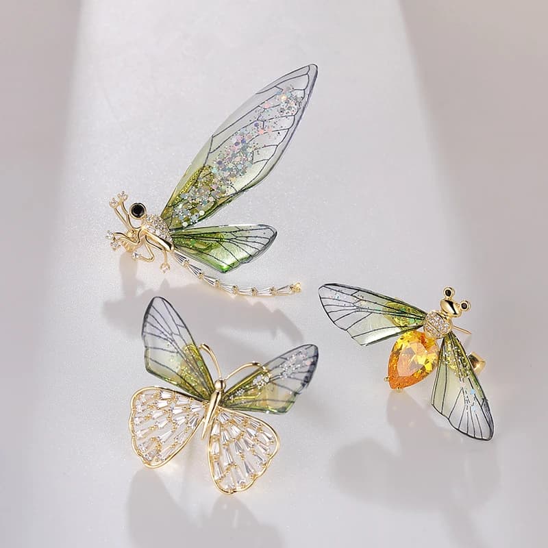 Brooch for Women Acrylic Cubic Zirconia Dragonfly Butterfly Insect Scarf Coat Decoration High Jewelry Luxury Mother's Day Gift
