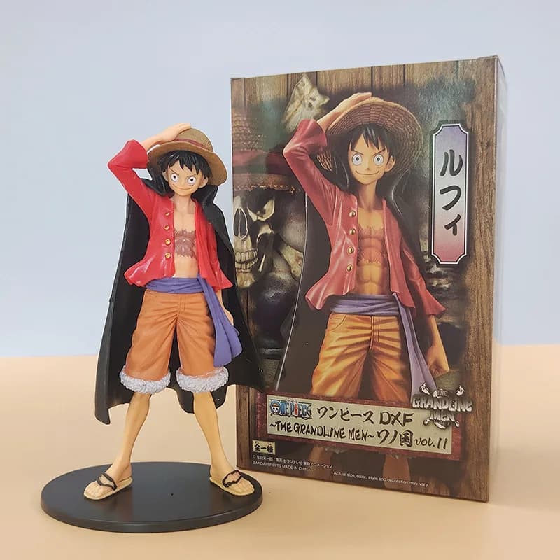 Personality is versatile, fashionable, trendy, anime, peripherals, pirates, One Piece, Run, Luffy, model ornaments