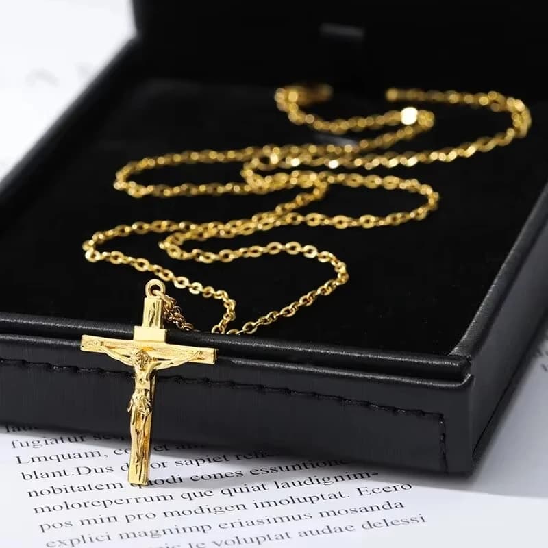 UILZ Classic 316L Stainless Steel Pendant Necklaces For Women Men High Quality 18K Gold Plating Non Fading Church Metal Necklace