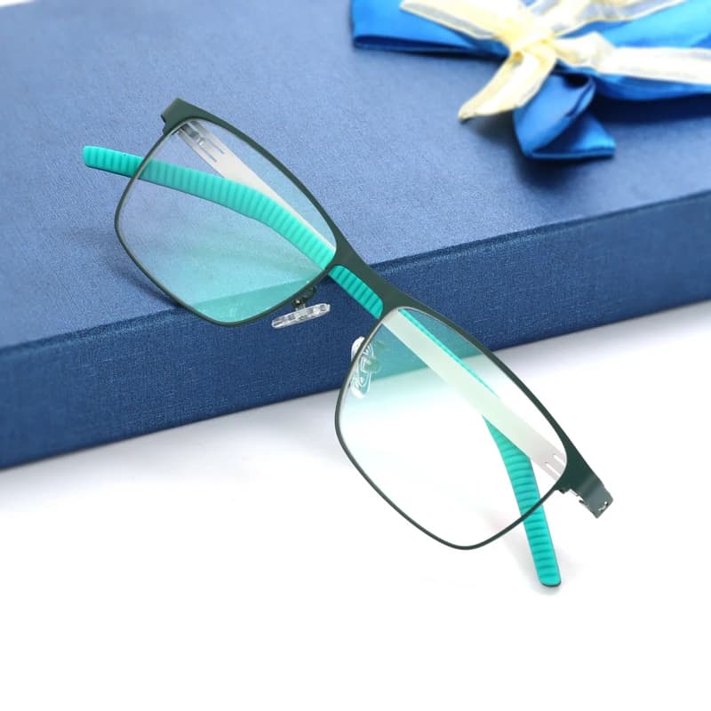Titanium Alloy Frame Blue Light Blocking Photochromic Reading Glasses Men Computer Presbyopic Eyeglasses Magnifying Eyewear