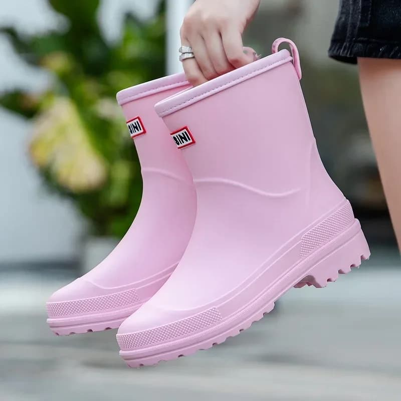 Rain Shoes for Women Fashion Mid Calf Rubber Boot Waterproof Work Garden Shoes for Women Non Slip Wading Shoe Botas Lluvia Mujer