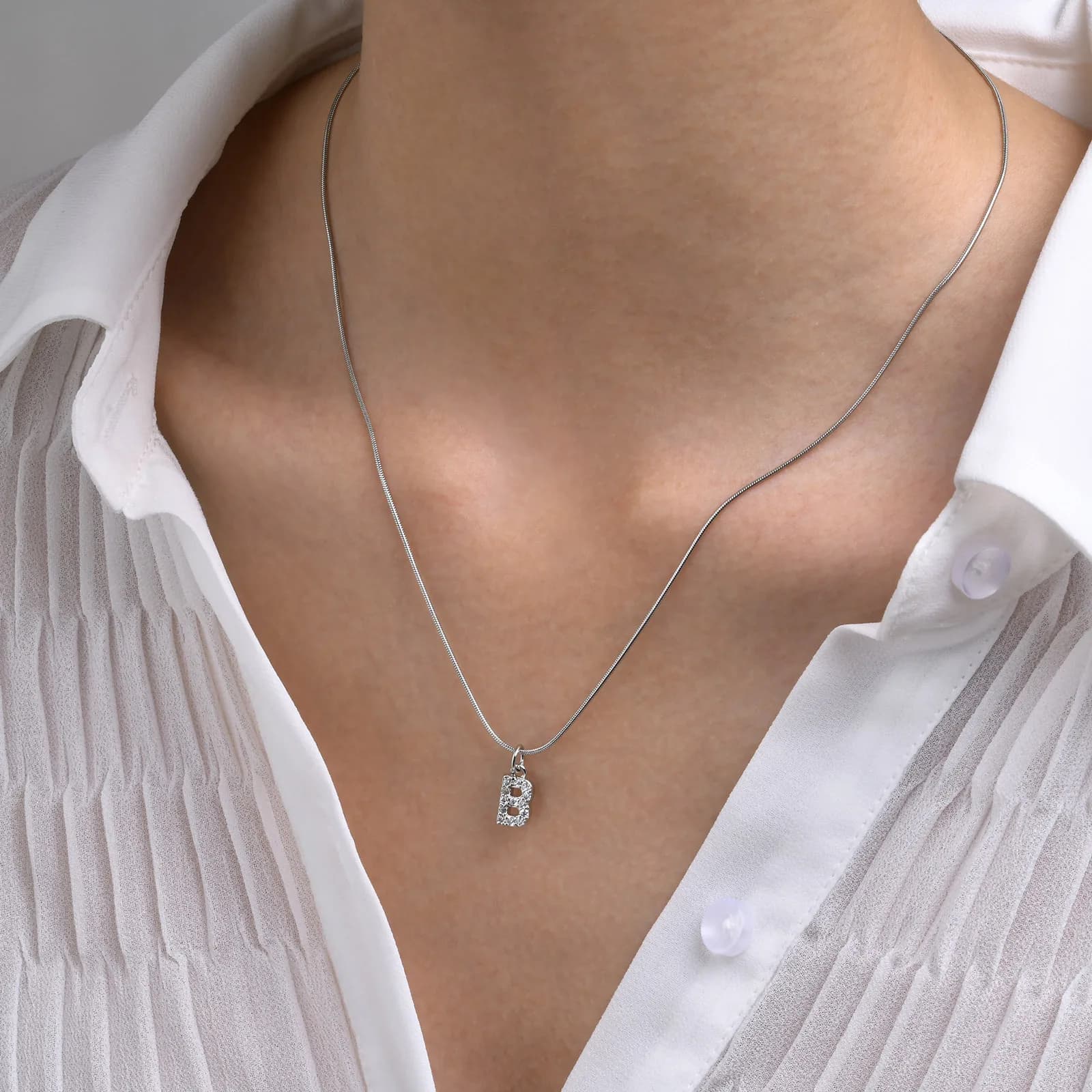 26 Letters A-Z Women Initial Pendant Necklaces, Alphabet Pendant Snake Chain Necklace, Dainty Holiday Fashion Jewelry Collar