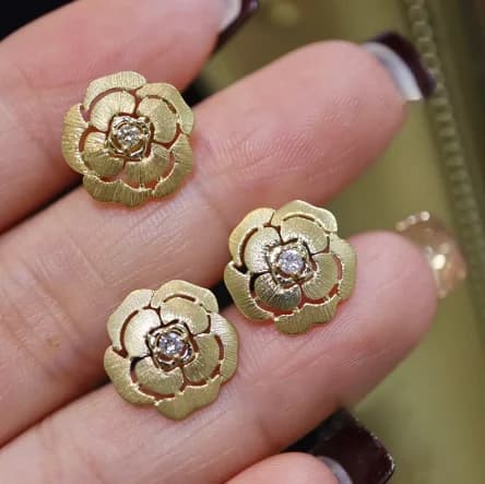 fne gold jewelry 18K yellow gold earrings real diamonds  gfower stud earring gifted for women engagement garty