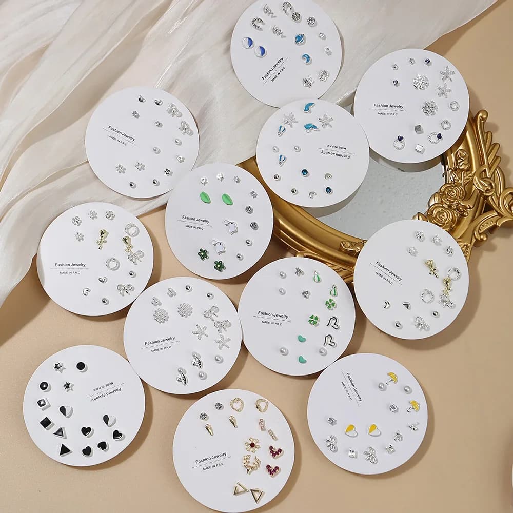 Adorable and Delicate Weekly Earring Set Combination of Earrings New Trend in 2024 Simple and Elegant Style Cold and Minimalist