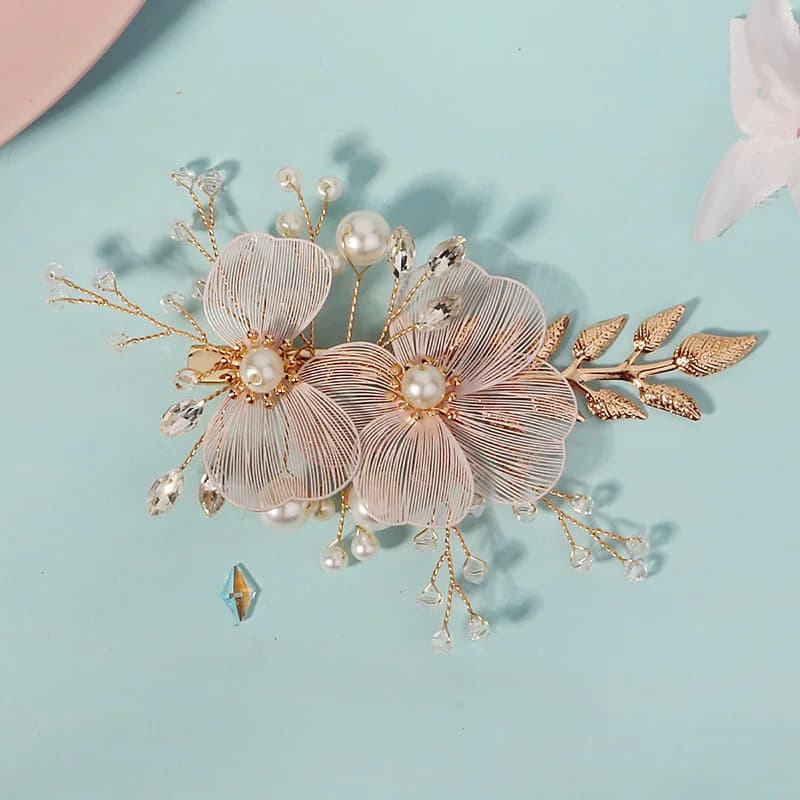 Fashion Gold Color Flower Bridal Barrettes pearl Rhinestone hair clip For Friends Pearl Bridal Wedding Hair Accessories