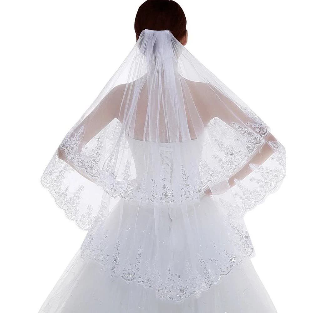 Wholesale Women's Short 2 Tier Lace Wedding Bridal Veil With Comb High Quality Appliqued Sequin Lace Edge
