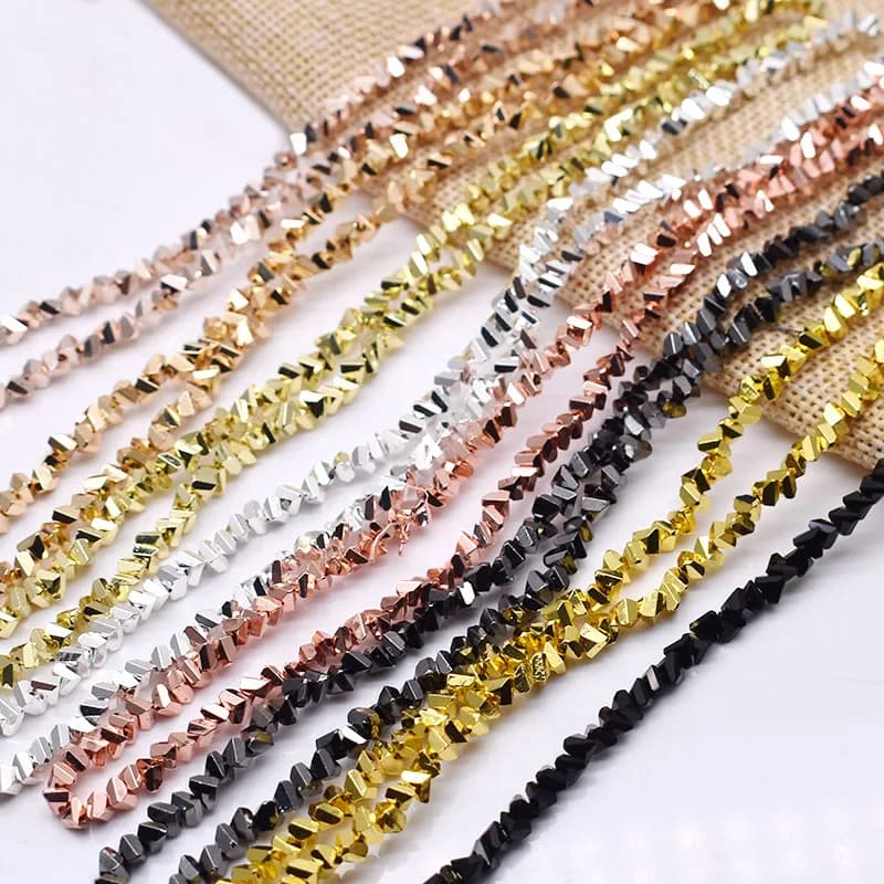 New Gold Color Silver Color Triangle Crystal Beads 4mm 130pcs Crystal Glass Loose Spacer Beads For Jewelry Making DIY