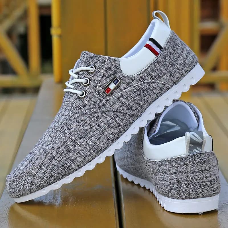 Hot selling 2025 Autumn new Linen upper Breathable Men's Canvas Shoes Old Beijing Cloth Shoes Casual Shoes for men