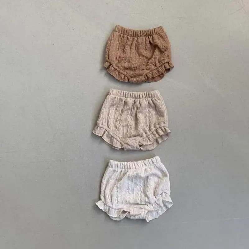 Spring & Autumn Knitted Shorts Soft Comfortable Pod Shorts Toddler Girls Twist Striped Knitwear Short Pants Newborn Baby Shorts