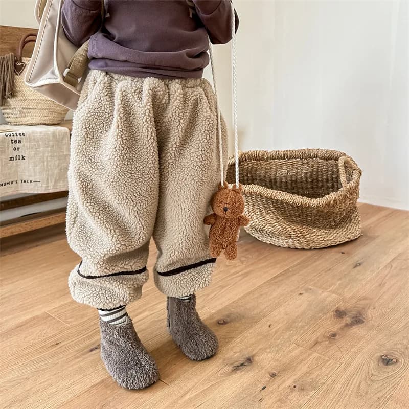 2025 Winter New Children Lamb Cashmere Trousers Plus Velvet Thick Girls Loose Harem Pants Kids Boys Warm Casual Pants