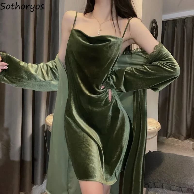 Velvet Robe Gown Sets Women Sexy Autumn Winter Sleepwear for Ladies Sweet Lace Bathrobe Chic Sleeveless Nightdress Retro Mujer