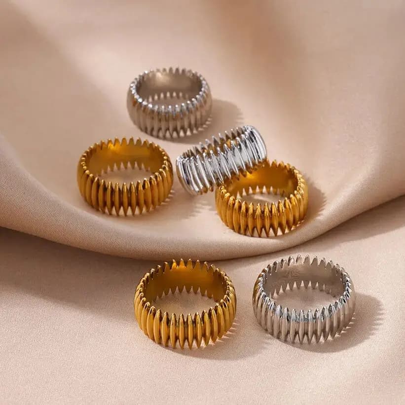 Stainless Steel Creative Geometry Rings For Women Men Opening Smooth Ring Wedding Exquisite Jewelry Gift 2024