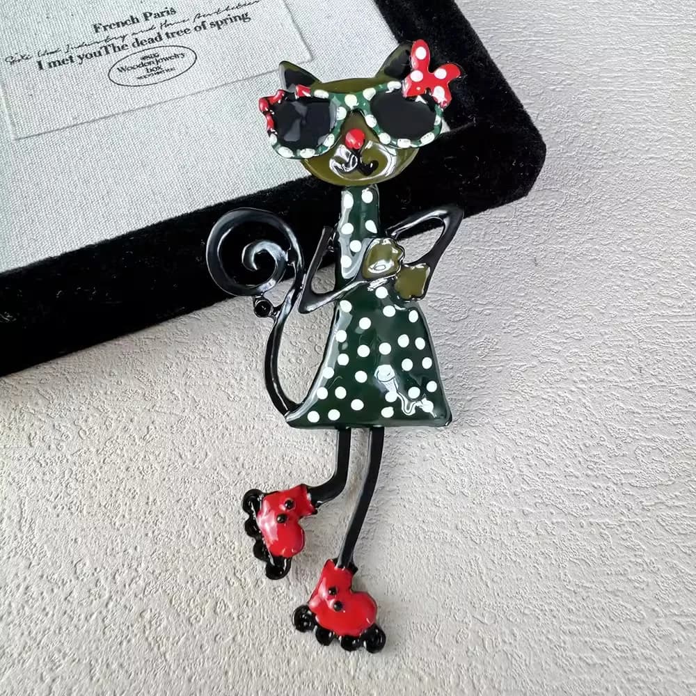 Cross border new sexy cat brooch niche high-end pin DIY wholesale high-end suit chest flower