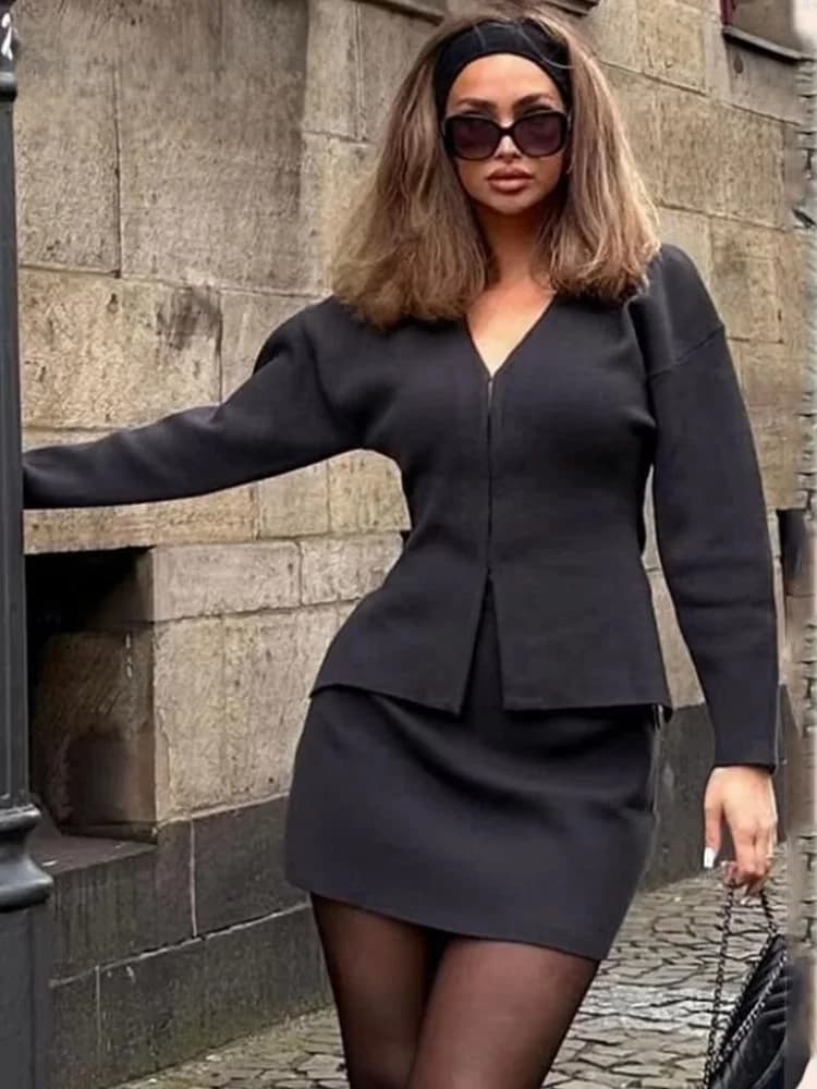 Women Knit Mini Skirt Sets For Women 2 Pieces Knit Coat Women Suits New Two Piece Set Women Outfit Streetwear Clothing