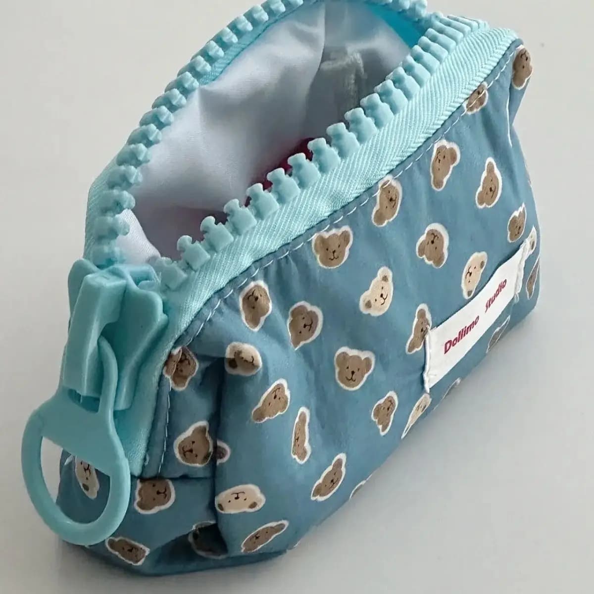 ISKYBOB Cartoon Bear Cosmetic Storage Bag Women Winter Makeup Organizer with Big Zipper Stationery Bag Pencil Case 2025 Gift