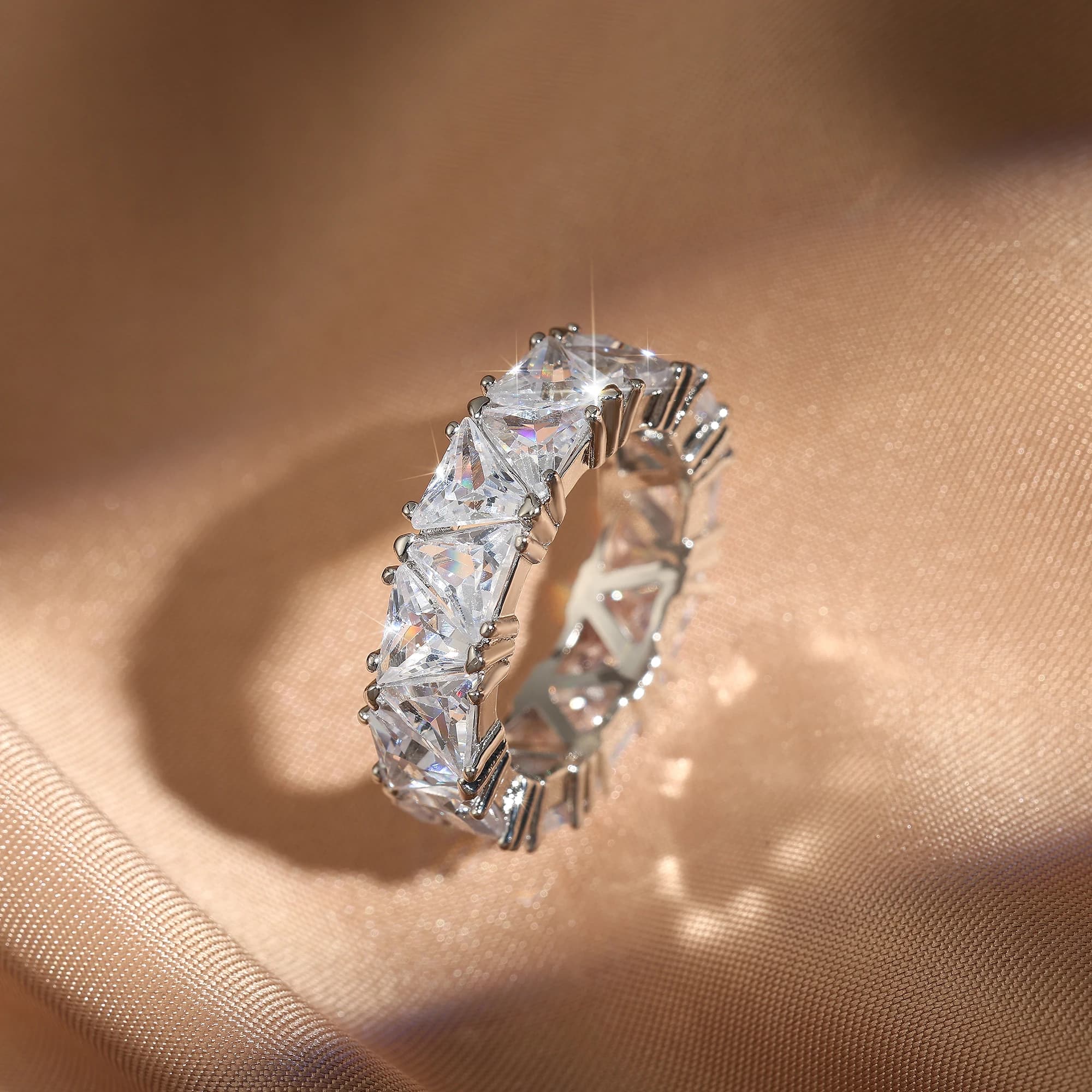 UILZ Fashion Cubic Zirconia Triangle Hollow Ring For Women Men Silver Couple Copper Ring Holiday Gift Party Jewelry Gift